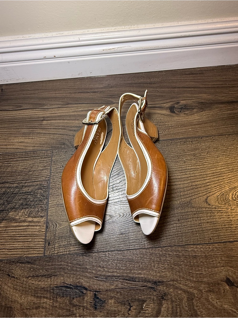 Franco Sarto Brown White Leather Sling Back Peep Toe Sandal Heels Size 7M - Picture 5 of 8